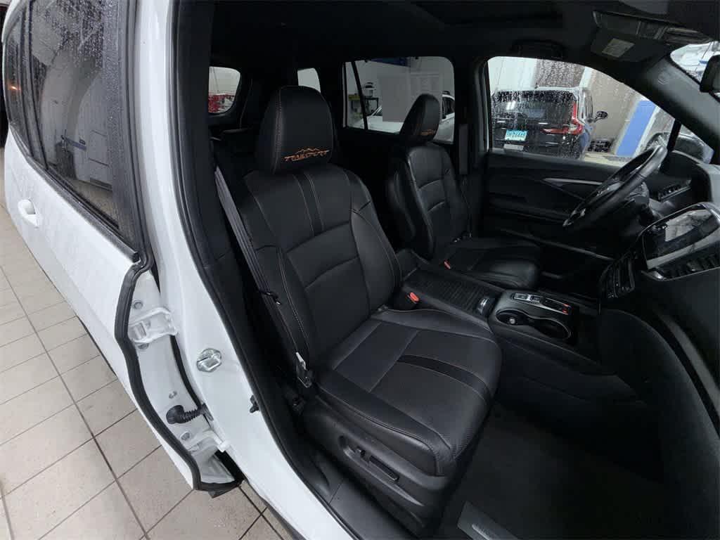 used 2023 Honda Passport car, priced at $33,250