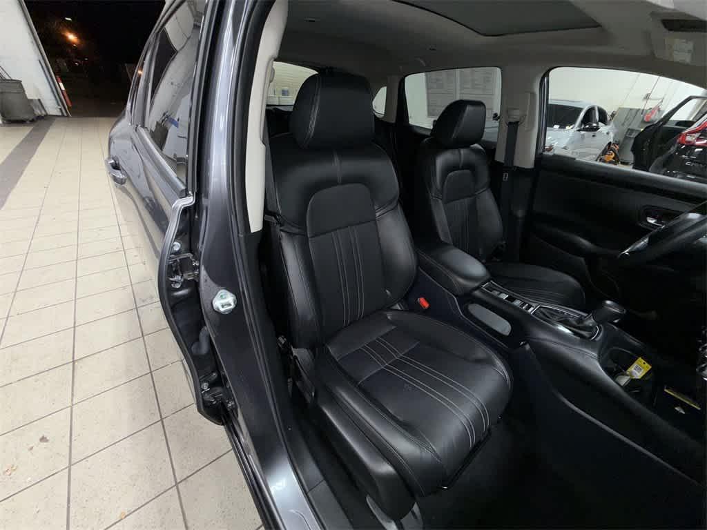 used 2023 Honda HR-V car, priced at $26,213