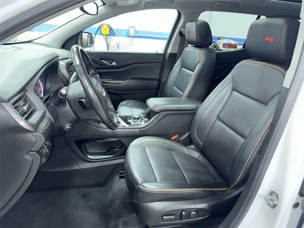 used 2022 GMC Acadia car, priced at $30,054