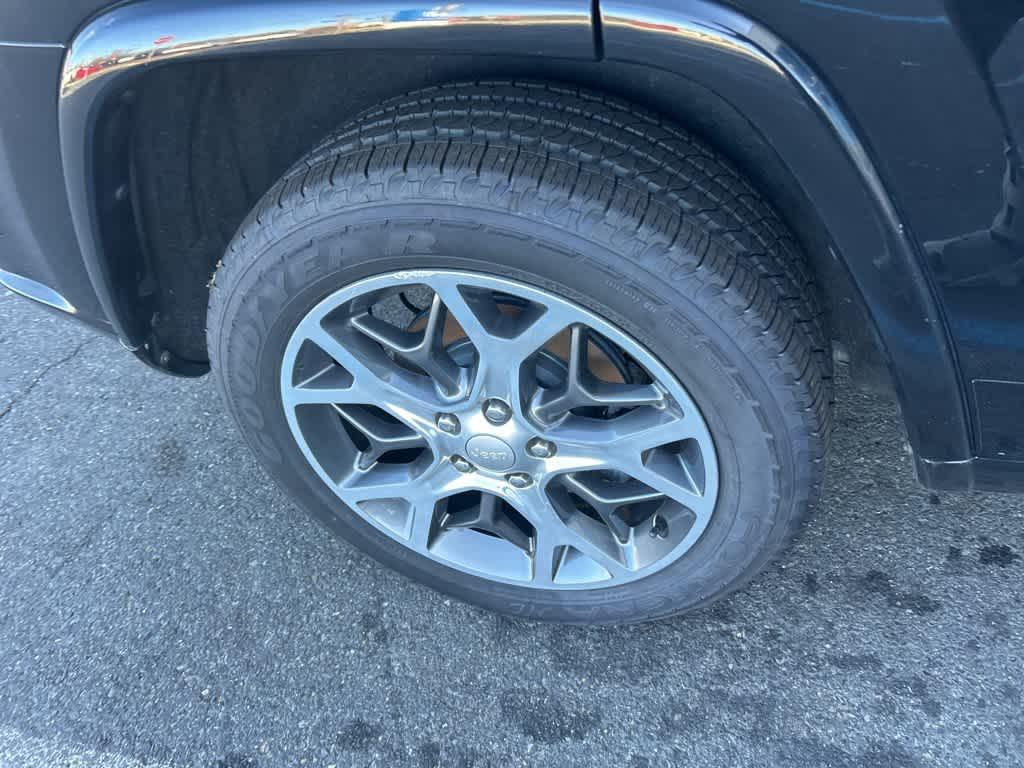 used 2019 Jeep Grand Cherokee car, priced at $20,000