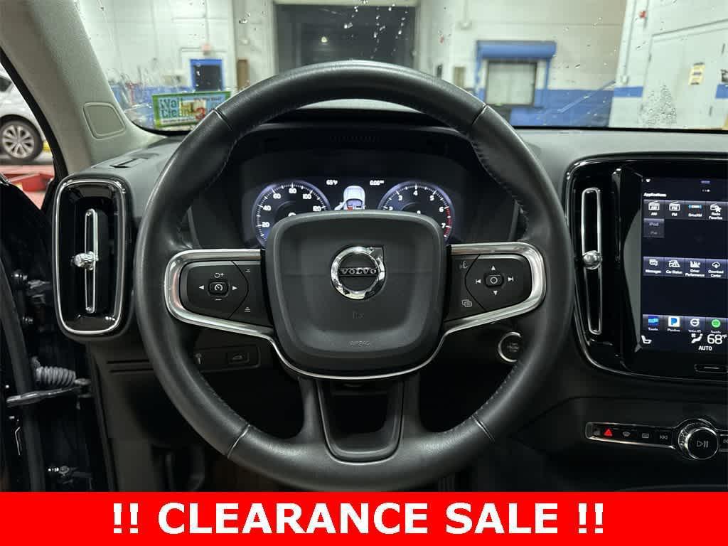 used 2020 Volvo XC40 car, priced at $17,150