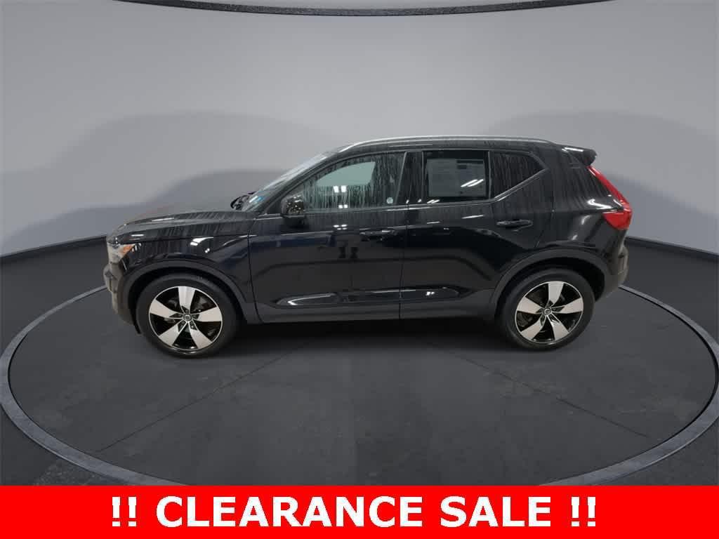 used 2020 Volvo XC40 car, priced at $17,150