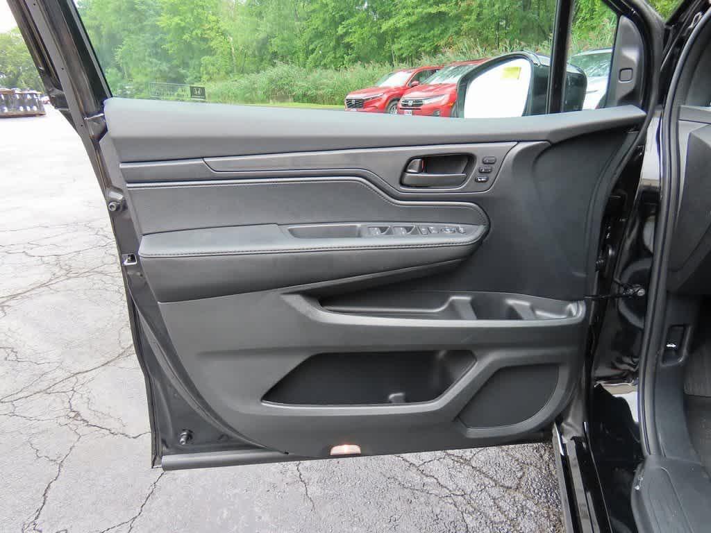 new 2026 Honda Odyssey car, priced at $44,195
