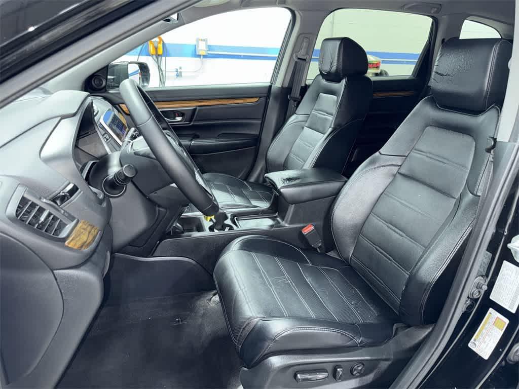 used 2018 Honda CR-V car, priced at $15,000