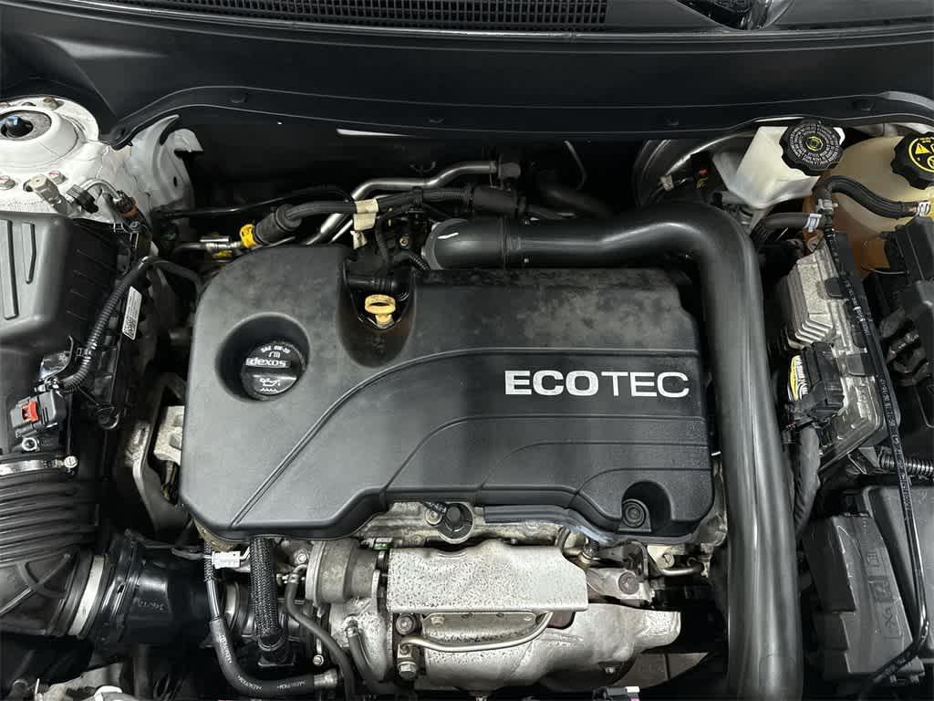 used 2018 Chevrolet Equinox car, priced at $15,995