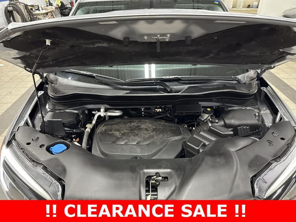 used 2022 Honda Pilot car, priced at $28,225