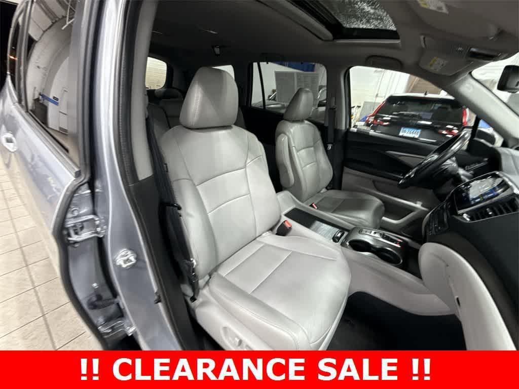 used 2022 Honda Pilot car, priced at $28,225