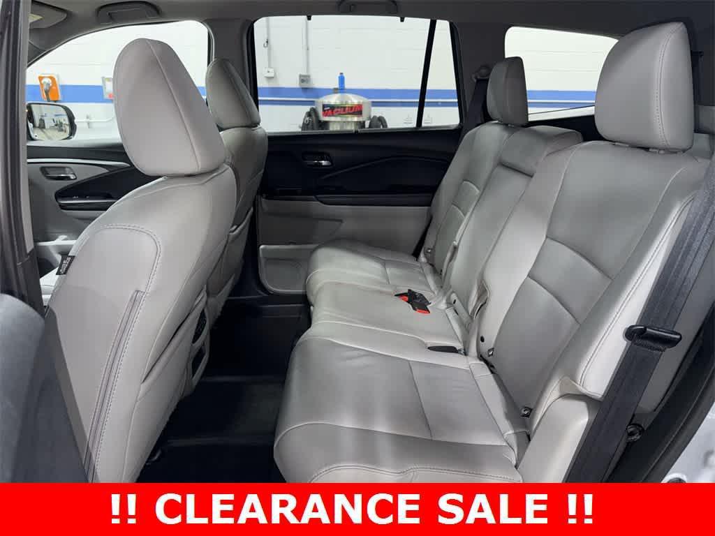 used 2022 Honda Pilot car, priced at $28,225