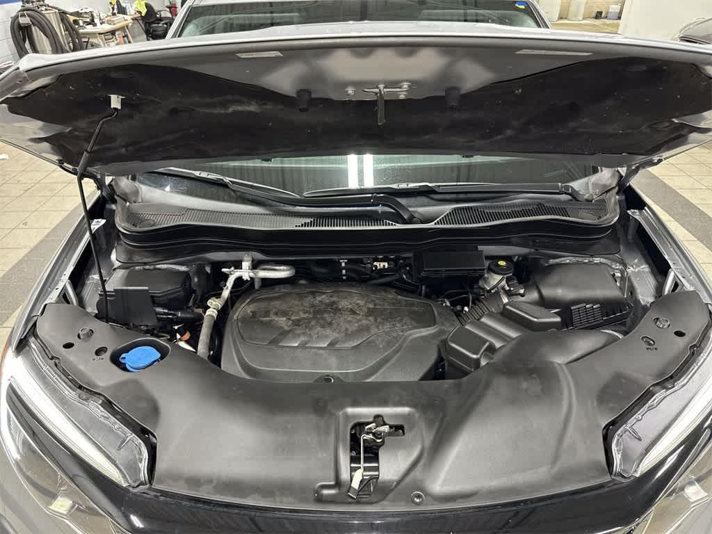 used 2022 Honda Pilot car, priced at $31,819