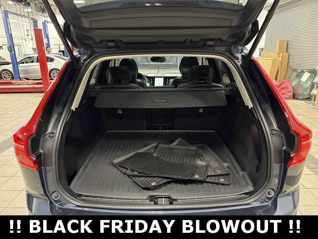 used 2022 Volvo XC60 car, priced at $26,000