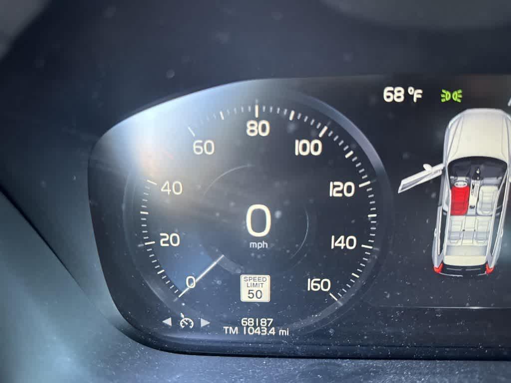 used 2020 Volvo XC60 car, priced at $23,286