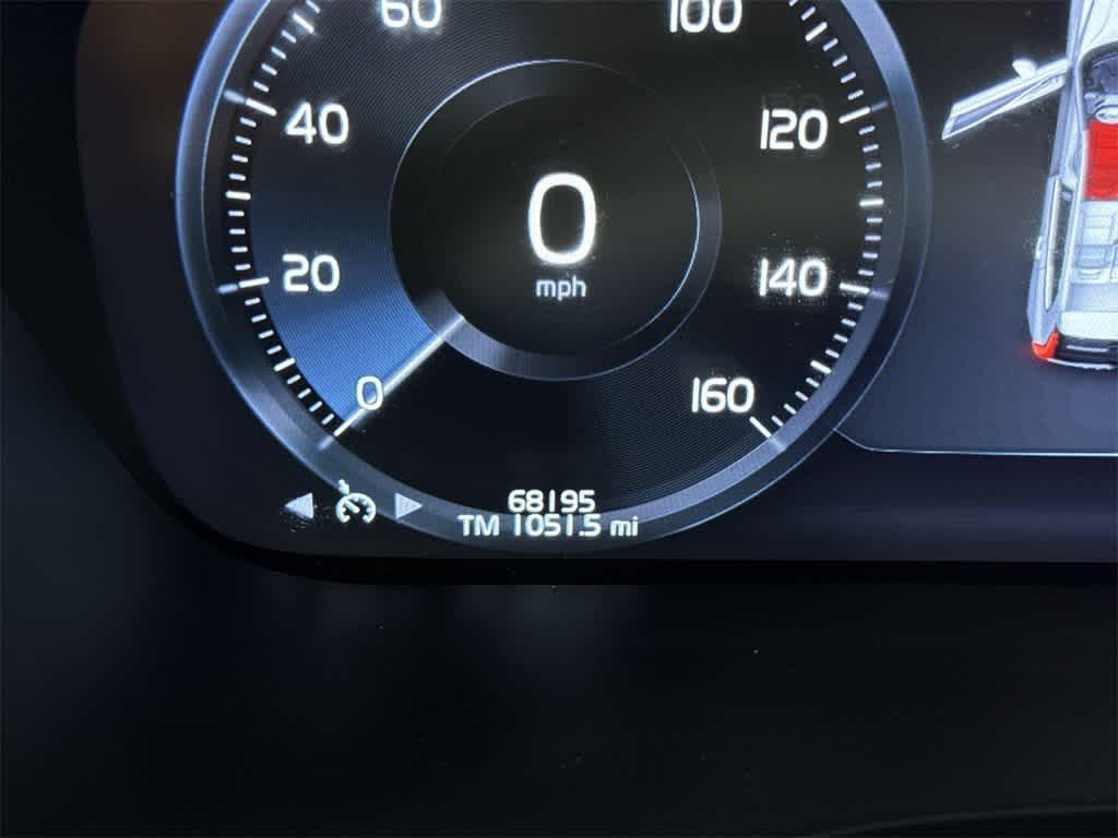 used 2020 Volvo XC60 car, priced at $21,995