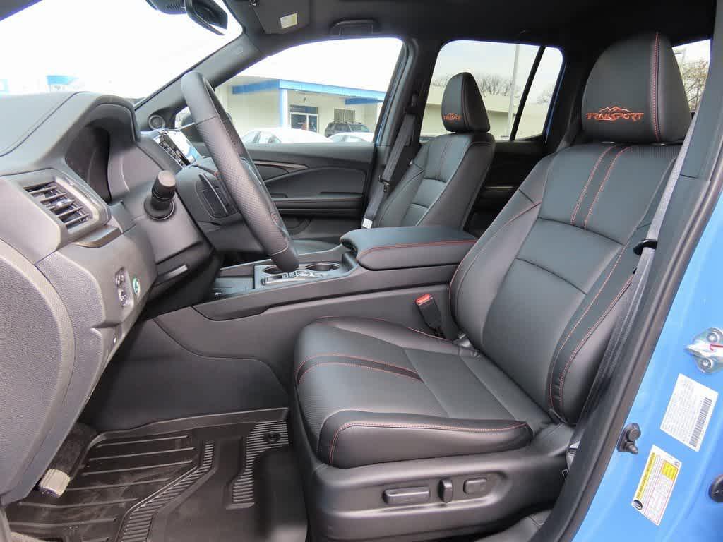 new 2025 Honda Ridgeline car, priced at $44,631