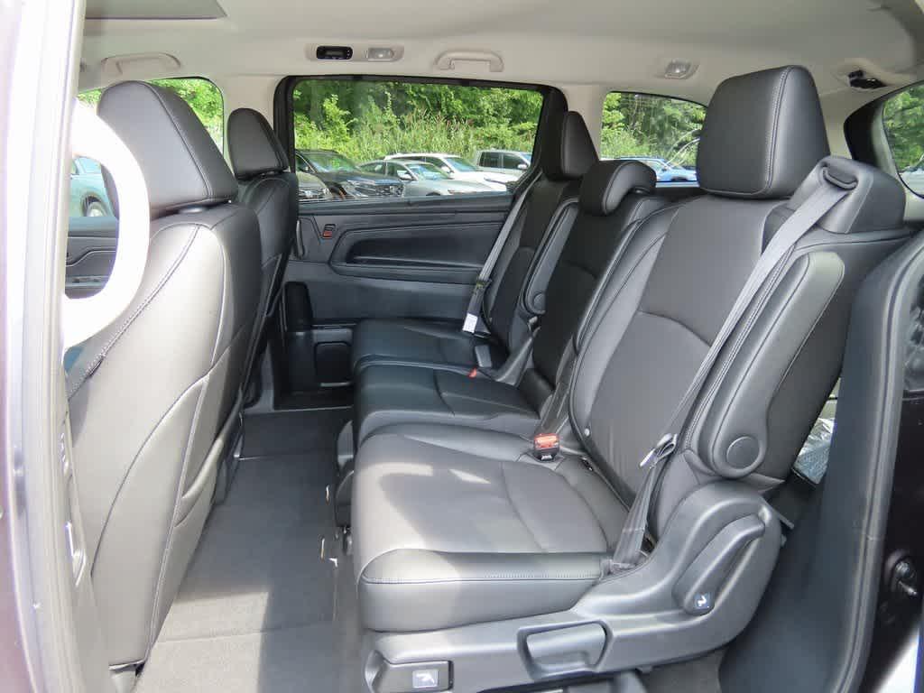 new 2026 Honda Odyssey car, priced at $43,209