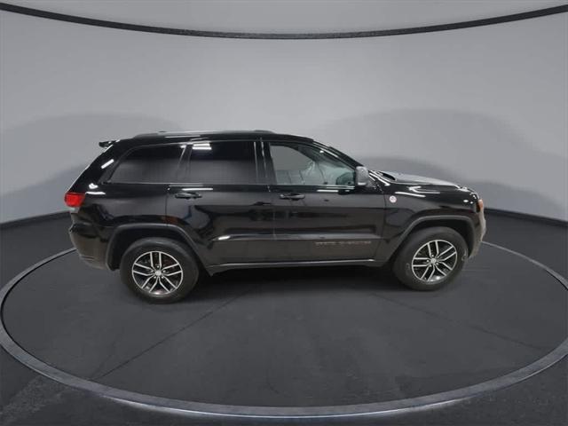 used 2017 Jeep Grand Cherokee car, priced at $18,017