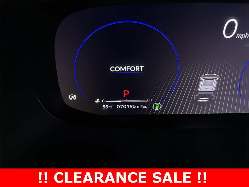 used 2023 Acura MDX car, priced at $33,978