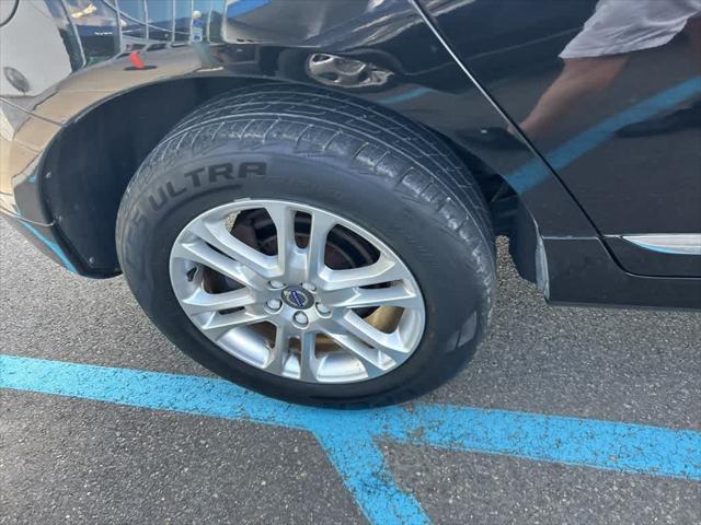 used 2015 Volvo XC60 car, priced at $12,130
