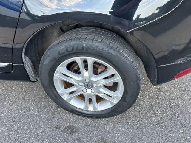 used 2015 Volvo XC60 car, priced at $12,130