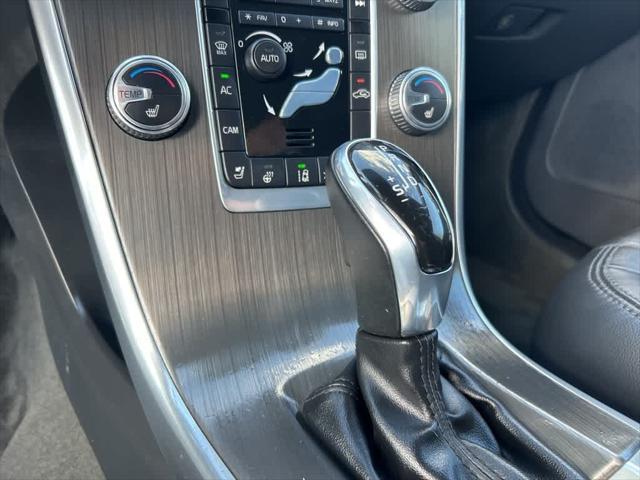 used 2015 Volvo XC60 car, priced at $12,130