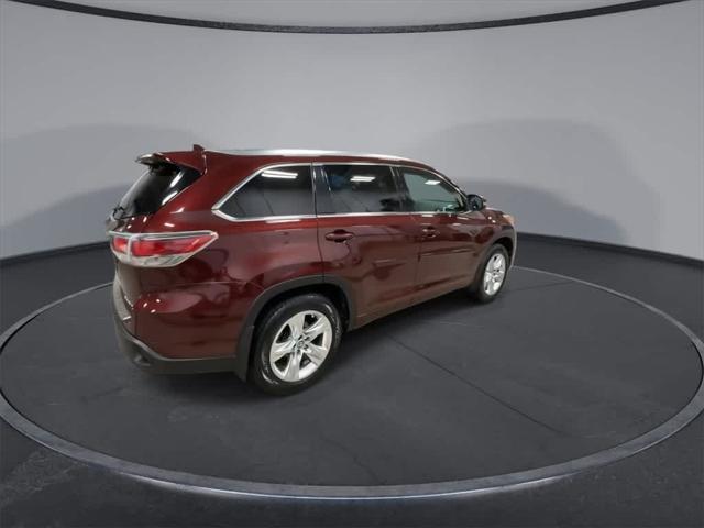 used 2016 Toyota Highlander car, priced at $20,539