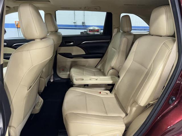 used 2016 Toyota Highlander car, priced at $20,539