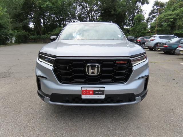 new 2025 Honda Pilot car, priced at $50,795