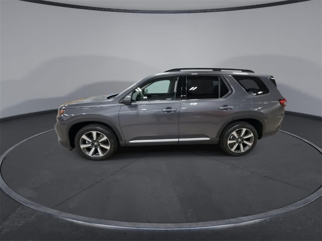 used 2025 Honda Pilot car, priced at $43,698