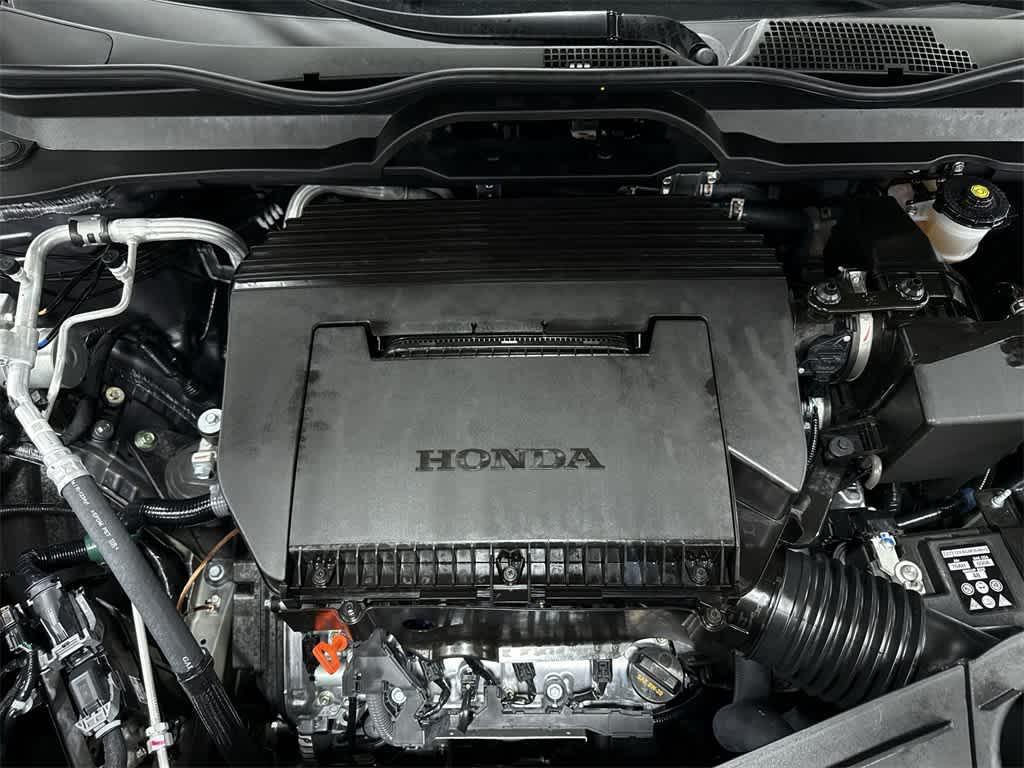 used 2025 Honda Pilot car, priced at $43,698