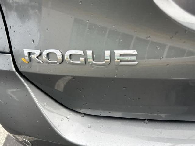 used 2020 Nissan Rogue car, priced at $17,109