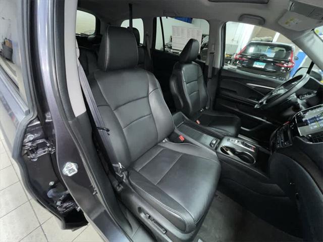 used 2022 Honda Pilot car, priced at $29,500