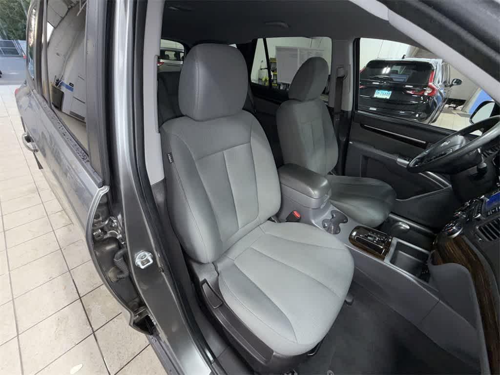 used 2011 Hyundai Santa Fe car, priced at $5,895