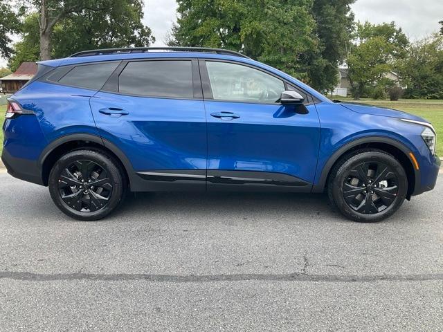 new 2025 Kia Sportage car, priced at $30,600