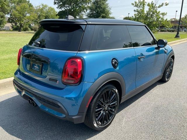 used 2023 MINI Hardtop car, priced at $26,000