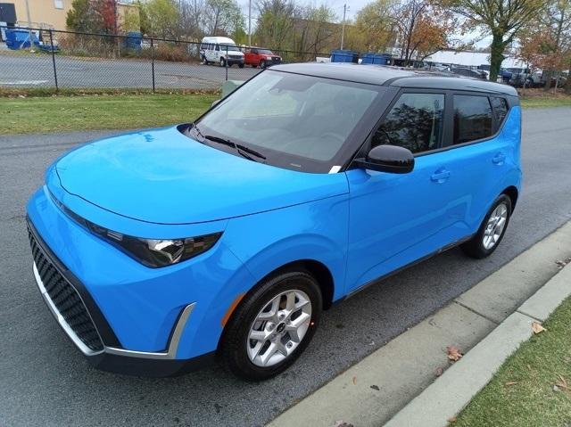 new 2025 Kia Soul car, priced at $20,985