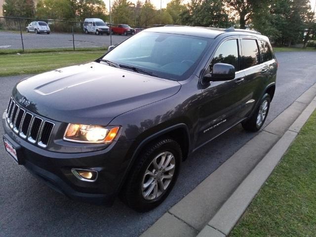 used 2015 Jeep Grand Cherokee car, priced at $13,711