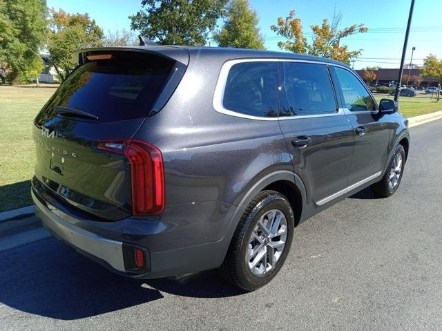 new 2025 Kia Telluride car, priced at $33,650