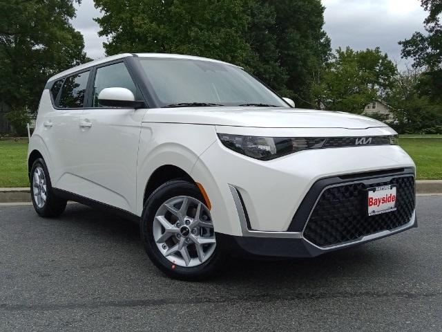 new 2025 Kia Soul car, priced at $19,585