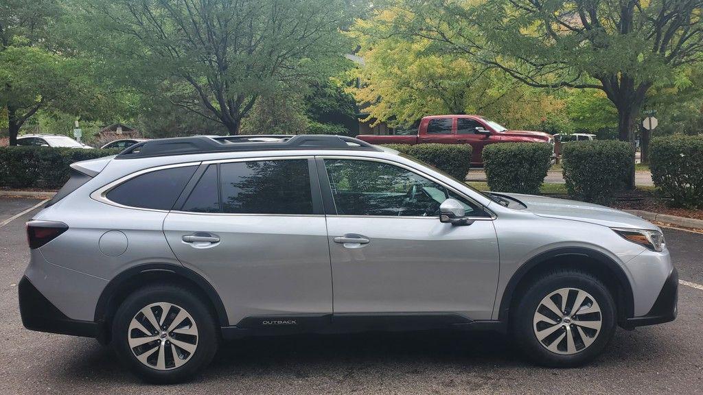 used 2022 Subaru Outback car, priced at $25,499