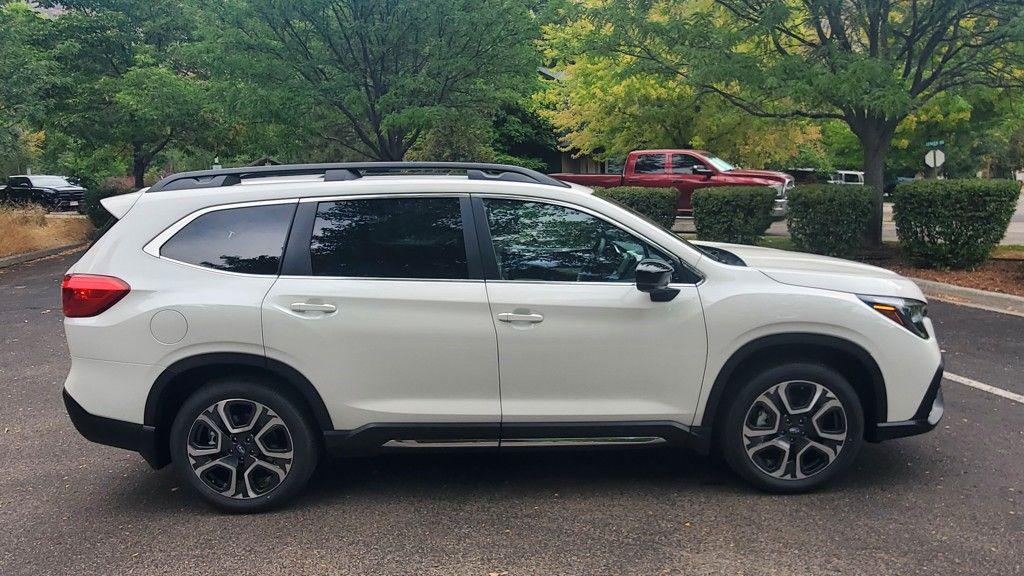 new 2025 Subaru Ascent car, priced at $50,321