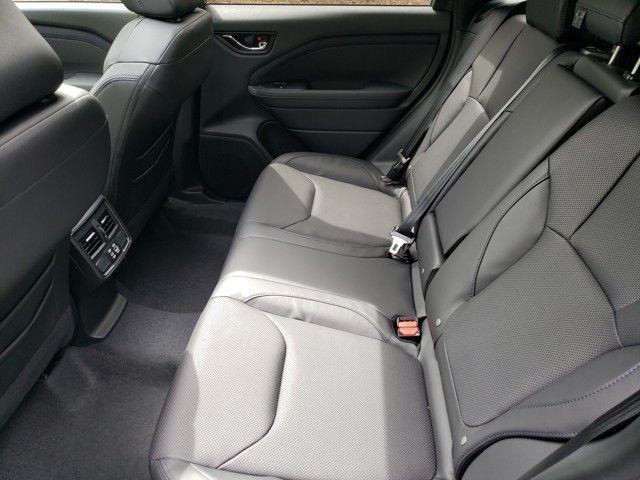 new 2025 Subaru Forester car, priced at $40,625