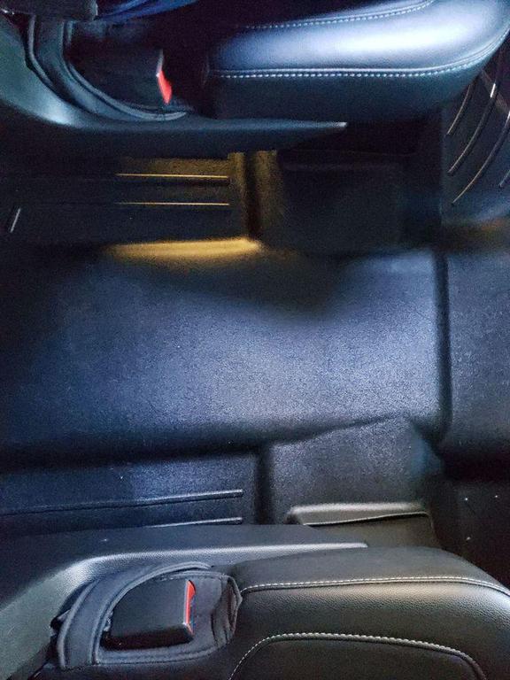 used 2018 Chevrolet Suburban car, priced at $25,999