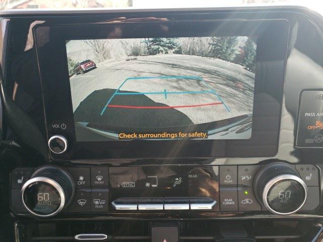 used 2023 Toyota Highlander Hybrid car, priced at $41,999