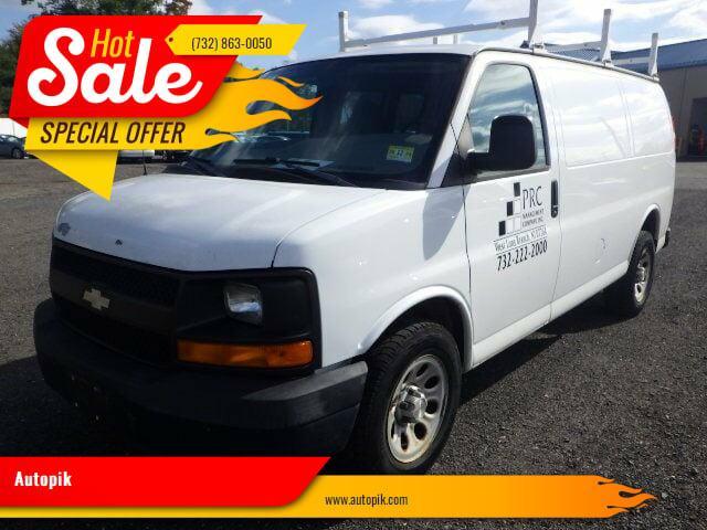 used 2009 Chevrolet Express 1500 car, priced at $7,777