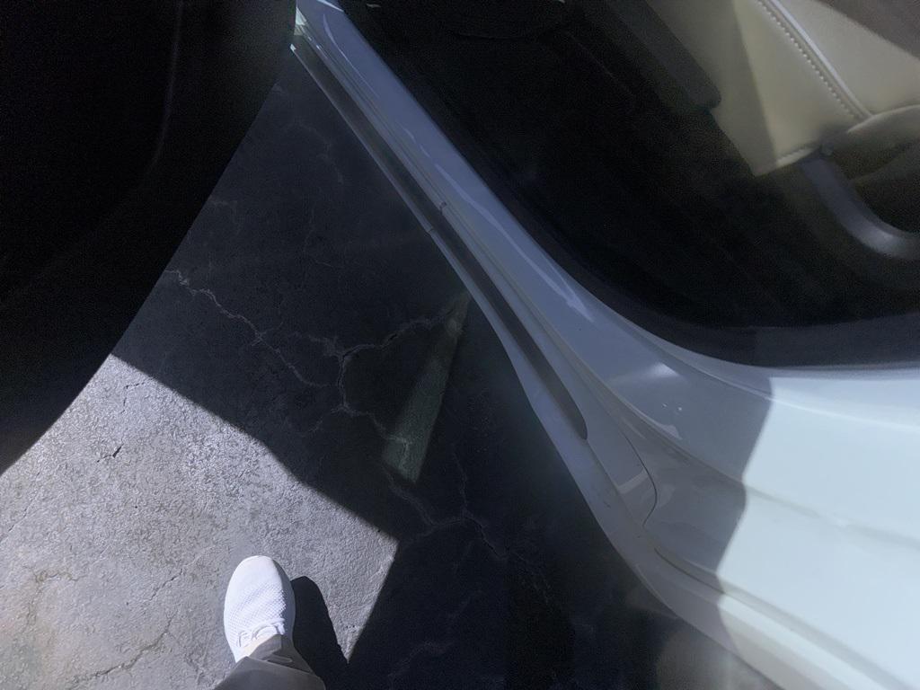 used 2022 Chevrolet Traverse car, priced at $32,986