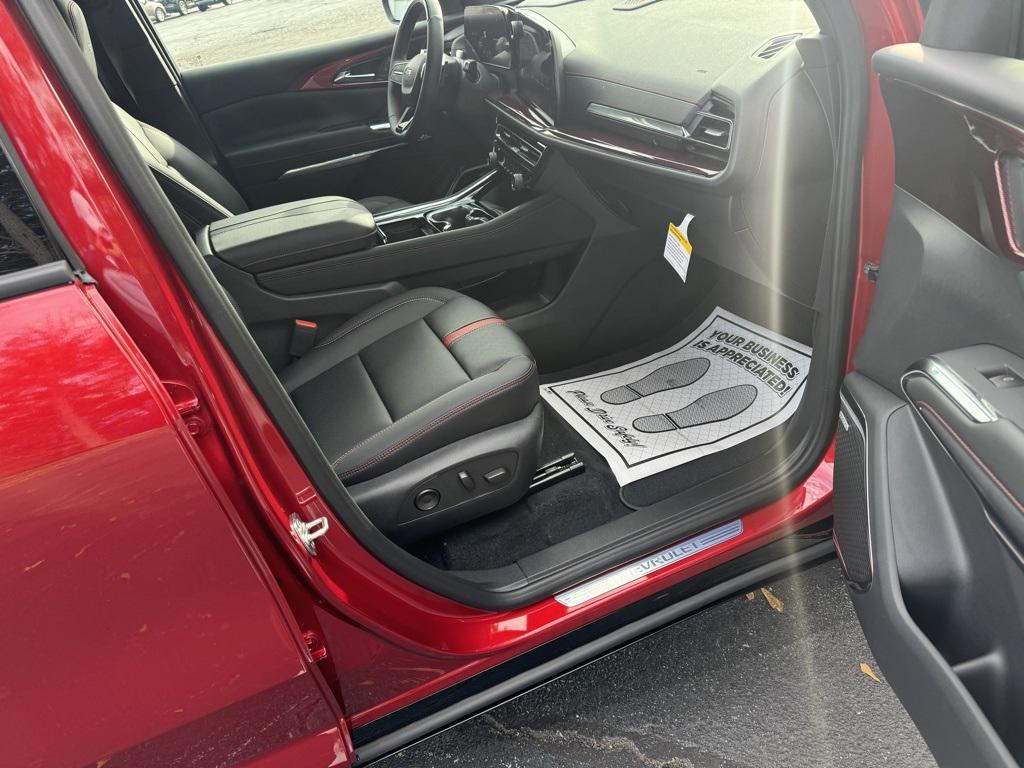 new 2026 Chevrolet Traverse car, priced at $57,290