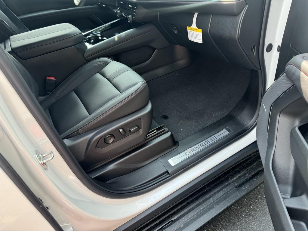 new 2025 Chevrolet Tahoe car, priced at $73,685