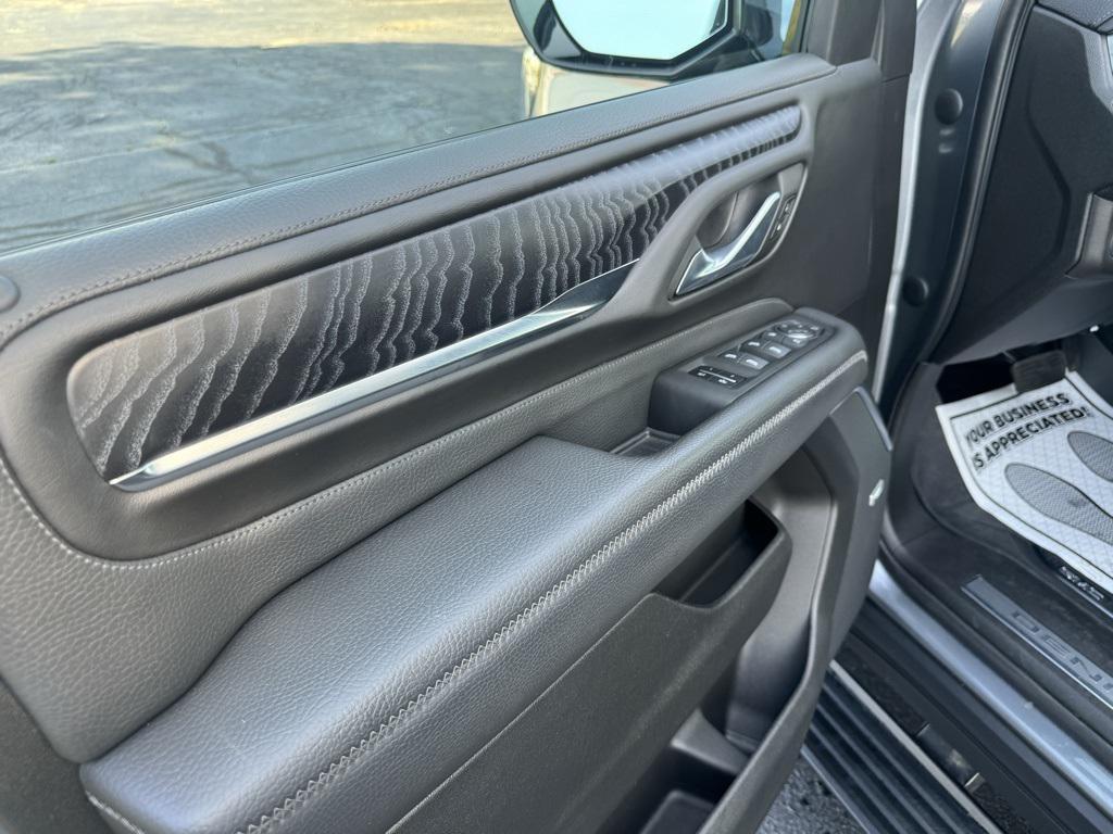 used 2022 GMC Yukon XL car, priced at $49,246