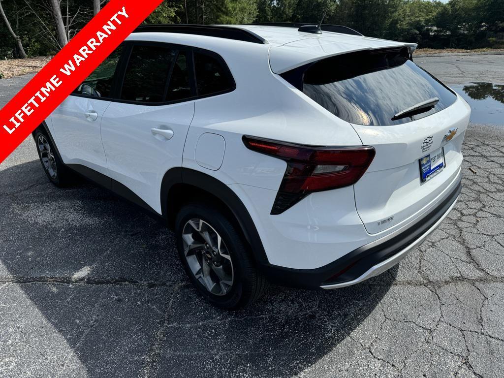 new 2025 Chevrolet Trax car, priced at $24,190