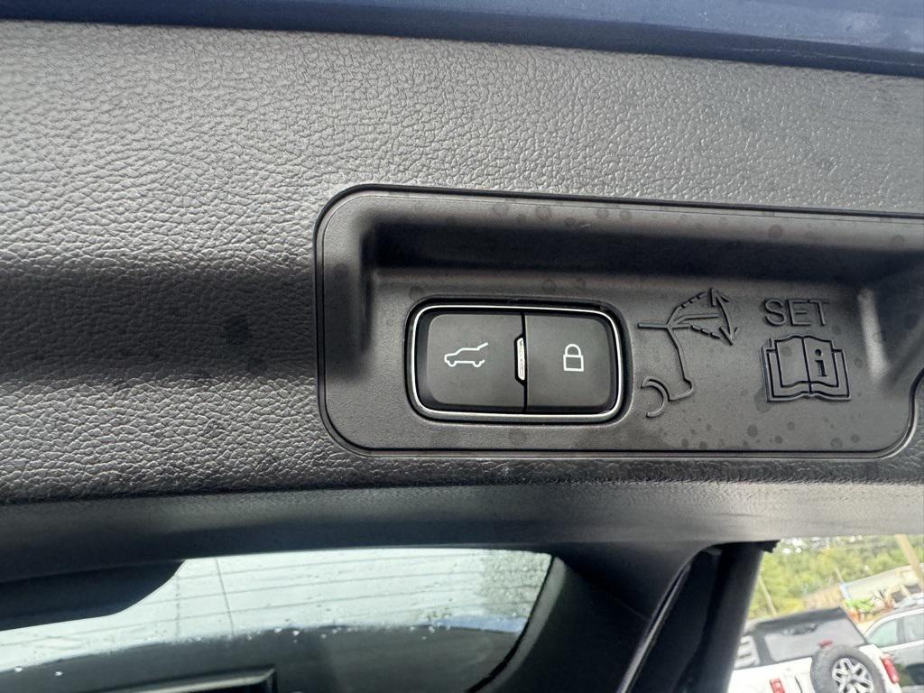 used 2021 Ford Explorer car, priced at $29,250