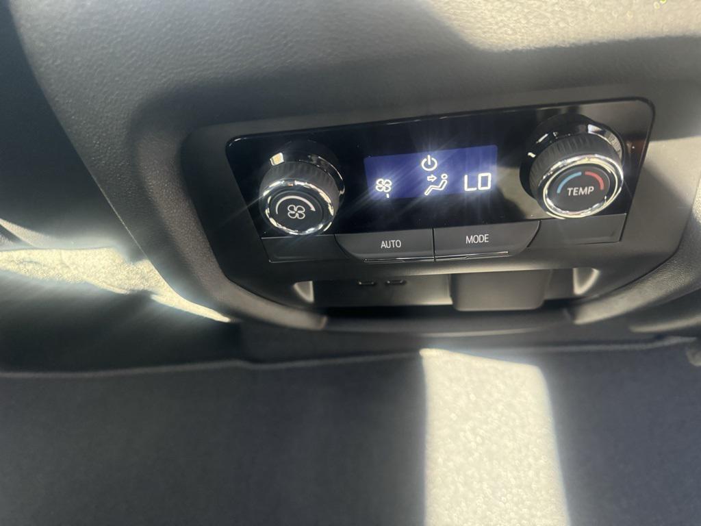 new 2026 Chevrolet Traverse car, priced at $58,450